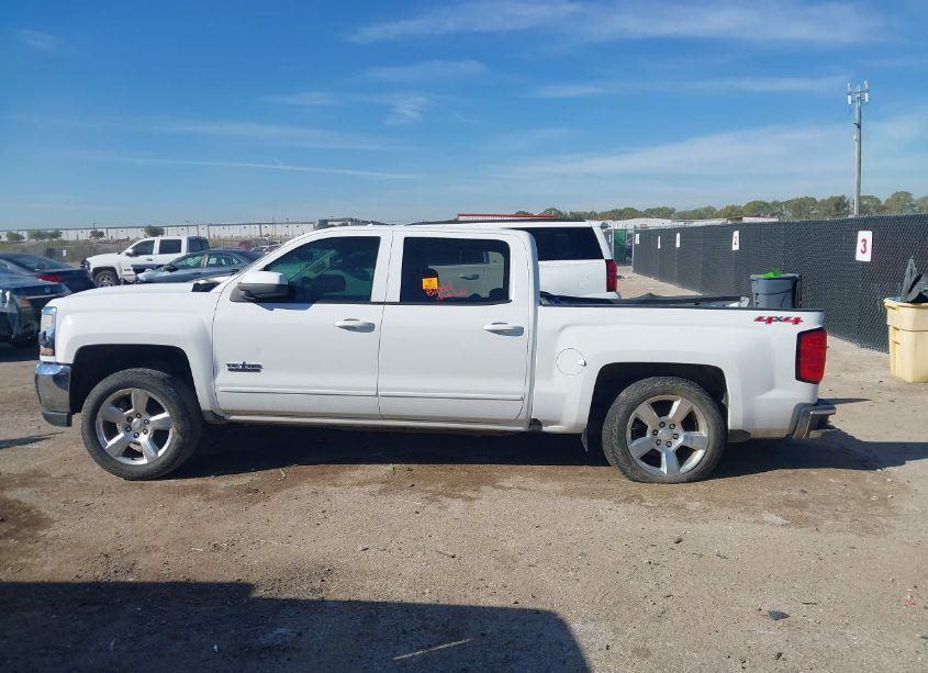 Photo 14 of 2016 Chevrolet Silverado 1500 1LT (VIN 3GCUKREC1GG123864)