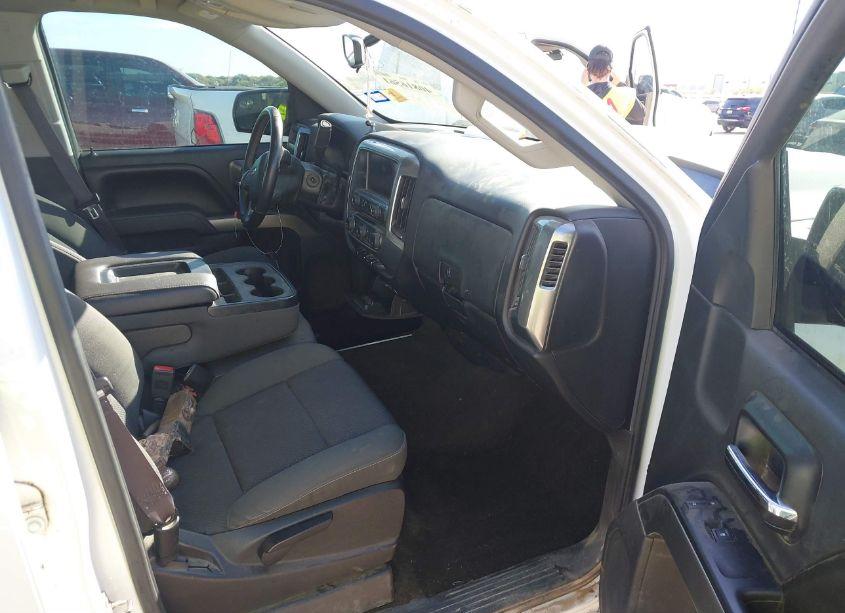 Photo 5 of 2016 Chevrolet Silverado 1500 1LT (VIN 3GCUKREC1GG123864)