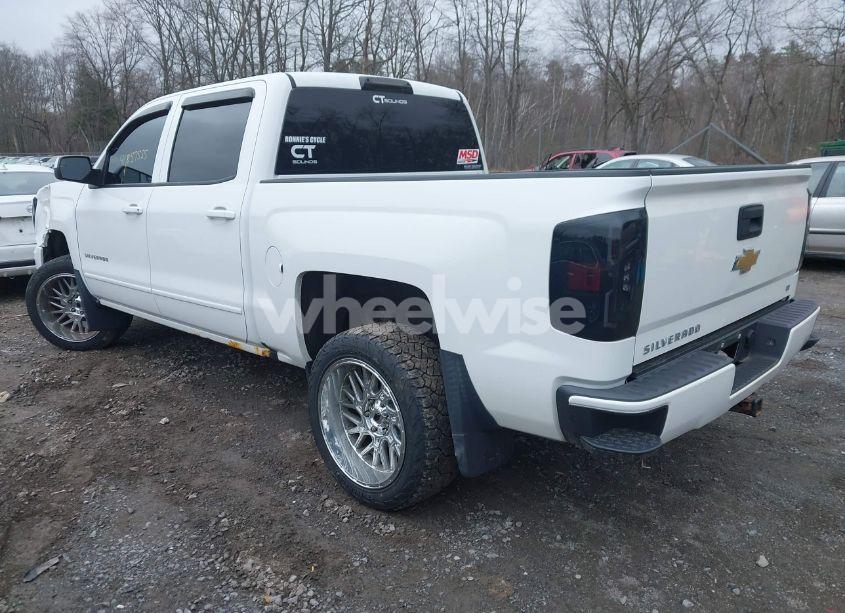 Photo 3 of 2016 Chevrolet Silverado 1500 2LT (VIN 3GCUKREC1GG238416)