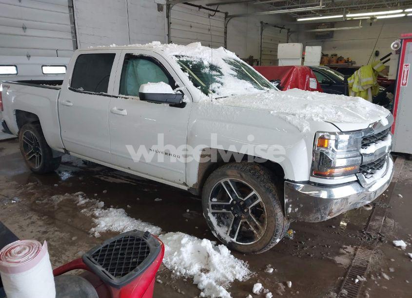 2016 Chevrolet Silverado 1500 1LT (VIN 3GCUKREC1GG278575) main photo