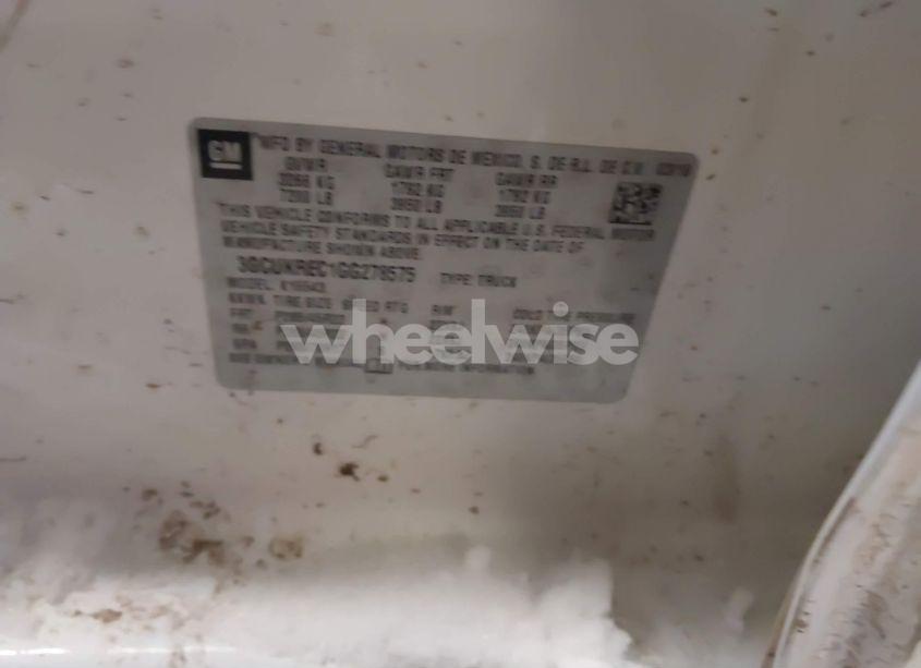 Photo 9 of 2016 Chevrolet Silverado 1500 1LT (VIN 3GCUKREC1GG278575)