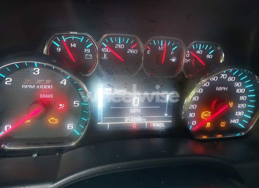 Photo 7 of 2017 Chevrolet Silverado 1500 2LT (VIN 3GCUKREC1HG113692)