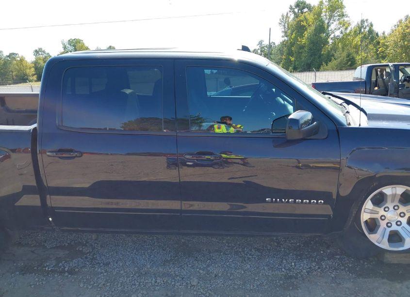 Photo 14 of 2017 Chevrolet Silverado 1500 2LT (VIN 3GCUKREC1HG157403)