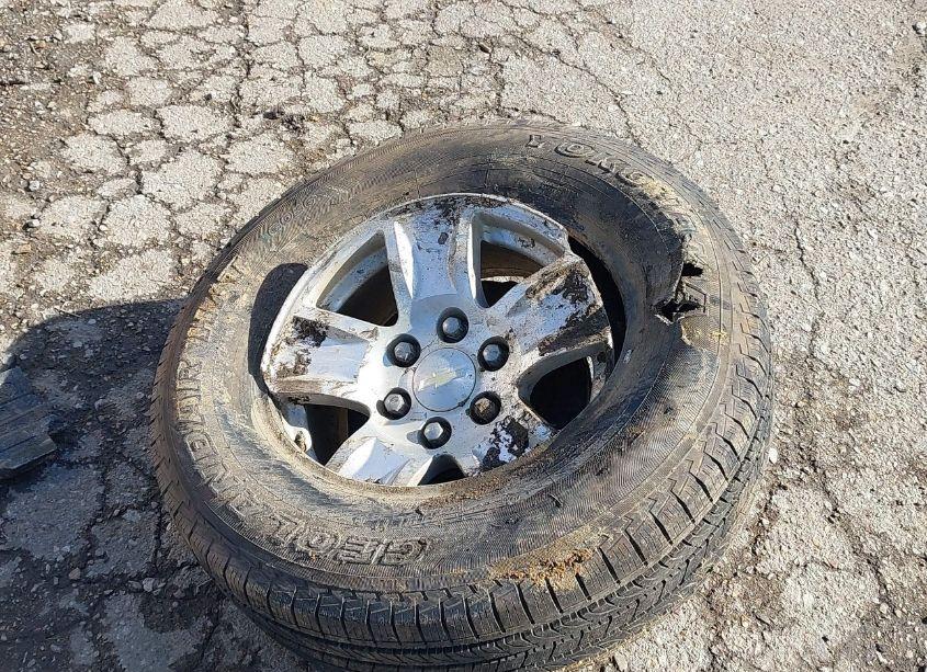 Photo 12 of 2017 Chevrolet Silverado 1500 1LT (VIN 3GCUKREC1HG181832)