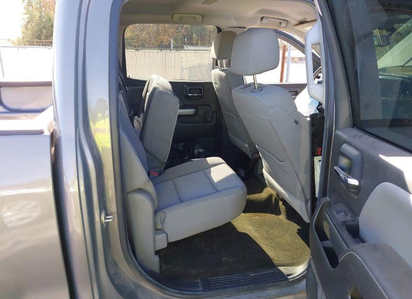 Photo 8 of 2017 Chevrolet Silverado 1500 1LT (VIN 3GCUKREC1HG181832)