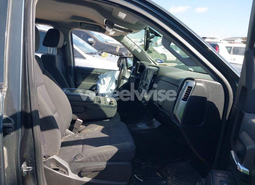 Photo 5 of 2017 Chevrolet Silverado 1500 1LT (VIN 3GCUKREC1HG217342)