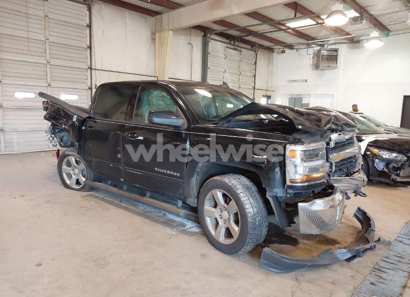 2017 Chevrolet Silverado 1500 1LT (VIN 3GCUKREC1HG224775) main photo