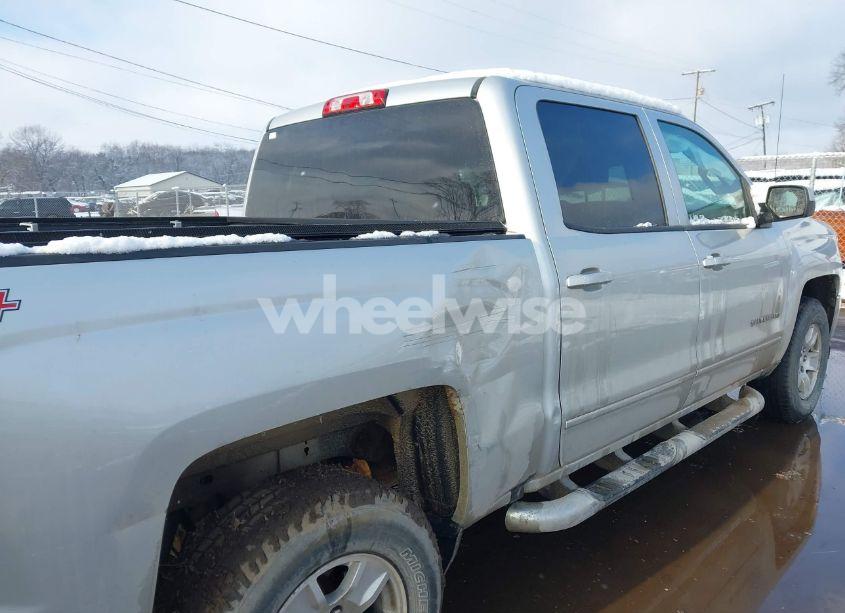 Photo 6 of 2017 Chevrolet Silverado 1500 1LT (VIN 3GCUKREC1HG282174)