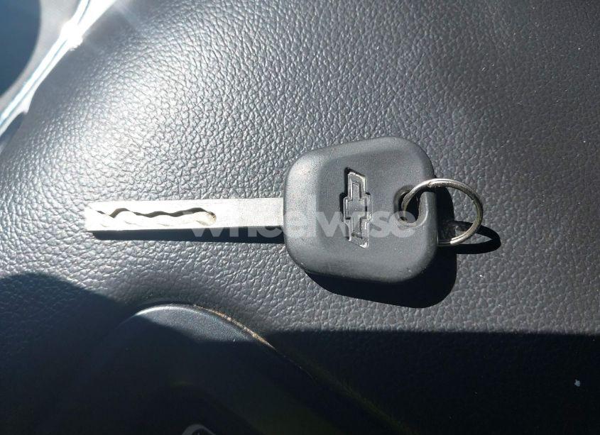 Photo 11 of 2017 Chevrolet Silverado 1500 2LT (VIN 3GCUKREC1HG358752)