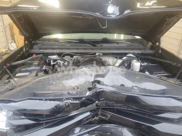 Photo 2 of 2018 CHEVROLET SILVERADO K1500 LT N/A (VIN 3GCUKREC1JG327099)