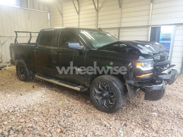 Photo 6 of 2018 CHEVROLET SILVERADO K1500 LT N/A (VIN 3GCUKREC1JG327099)