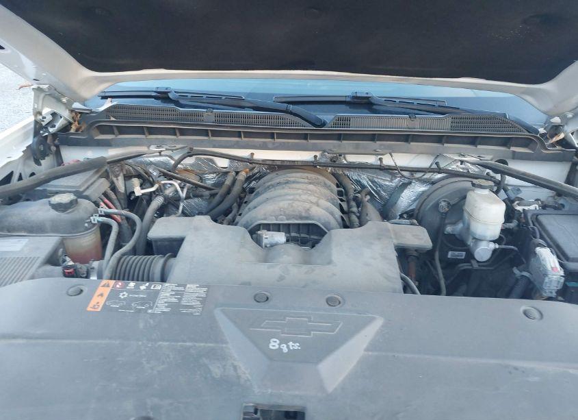 Photo 10 of 2018 Chevrolet Silverado 1500 LT (VIN 3GCUKREC1JG423668)