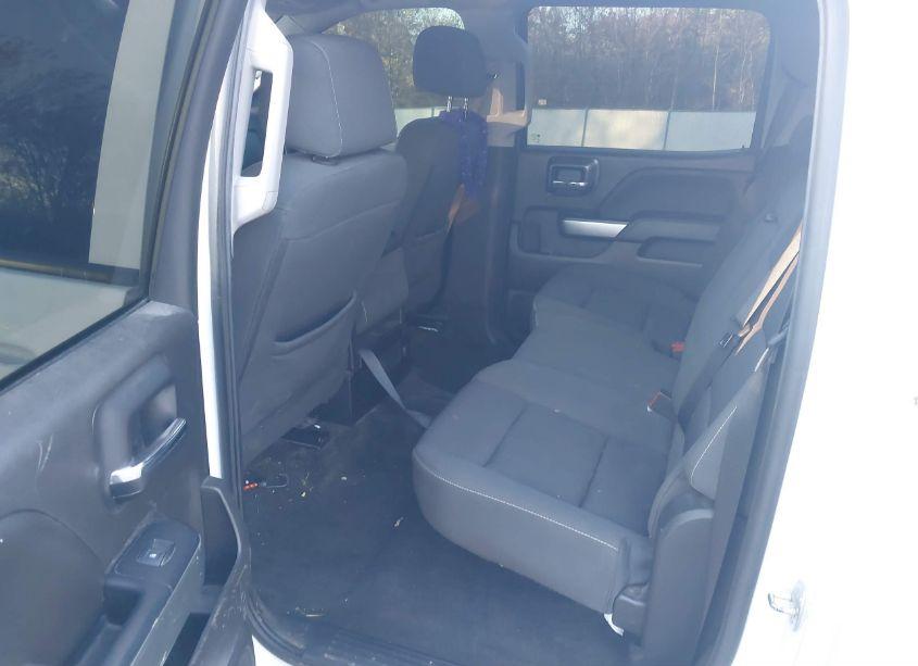 Photo 8 of 2018 Chevrolet Silverado 1500 LT (VIN 3GCUKREC1JG423668)