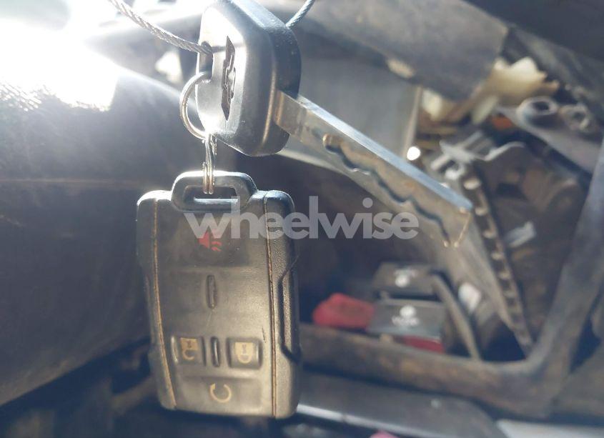 Photo 11 of 2018 Chevrolet Silverado 1500 1LT (VIN 3GCUKREC1JG469338)