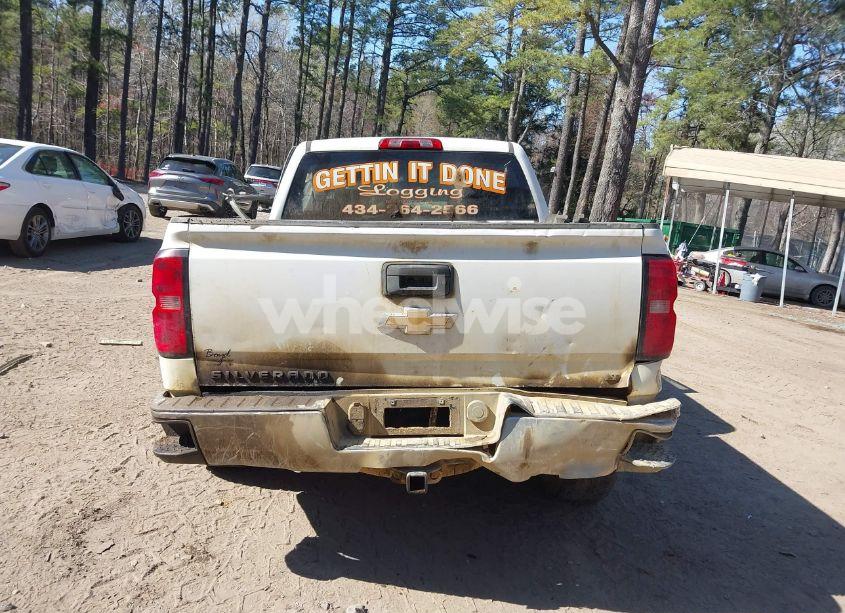 Photo 16 of 2018 Chevrolet Silverado 1500 1LT (VIN 3GCUKREC1JG469338)