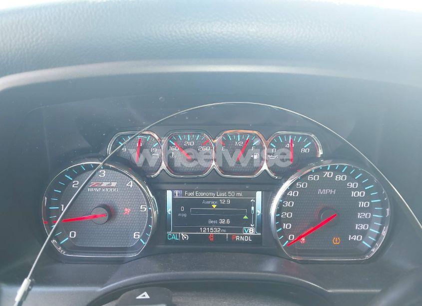 Photo 7 of 2018 Chevrolet Silverado K1500 LT (VIN 3GCUKREC1JG511846)