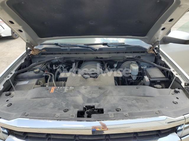 2018 CHEVROLET SILVERADO K1500 LT N/A (VIN 3GCUKREC1JG546628) main photo