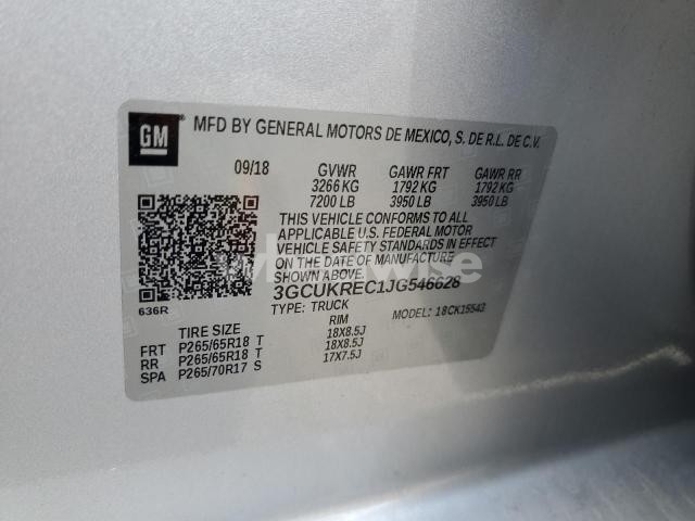 Photo 2 of 2018 CHEVROLET SILVERADO K1500 LT N/A (VIN 3GCUKREC1JG546628)