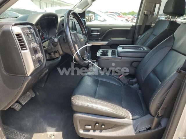 Photo 6 of 2018 CHEVROLET SILVERADO K1500 LT N/A (VIN 3GCUKREC1JG546628)