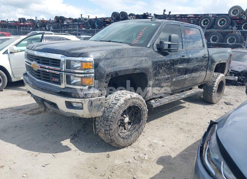 Photo 2 of 2014 Chevrolet Silverado 1500 2LT (VIN 3GCUKREC2EG119688)