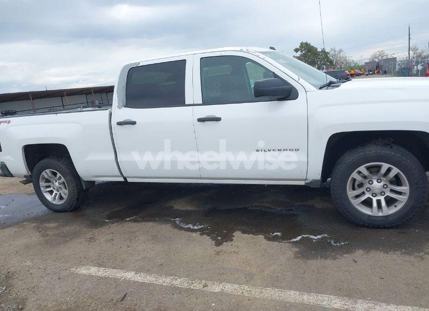Photo 13 of 2014 Chevrolet Silverado 1500 1LT (VIN 3GCUKREC2EG129279)