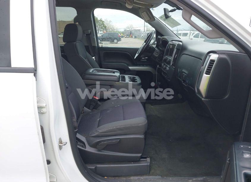 Photo 5 of 2014 Chevrolet Silverado 1500 1LT (VIN 3GCUKREC2EG129279)