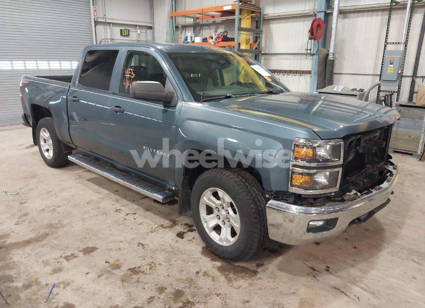 2014 Chevrolet Silverado 1500 2LT (VIN 3GCUKREC2EG138385) main photo