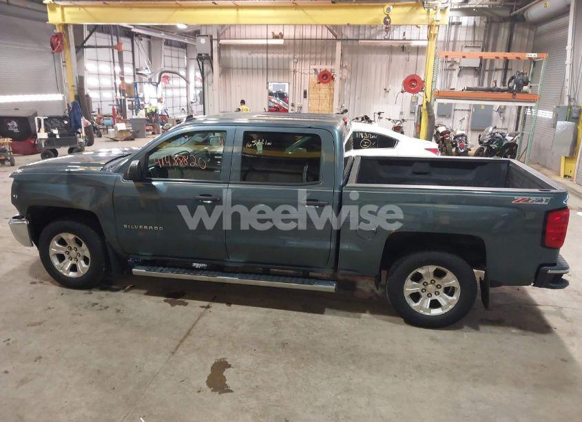 Photo 15 of 2014 Chevrolet Silverado 1500 2LT (VIN 3GCUKREC2EG138385)