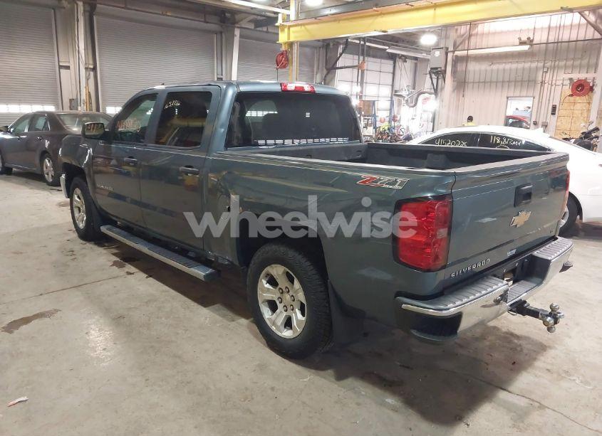 Photo 3 of 2014 Chevrolet Silverado 1500 2LT (VIN 3GCUKREC2EG138385)