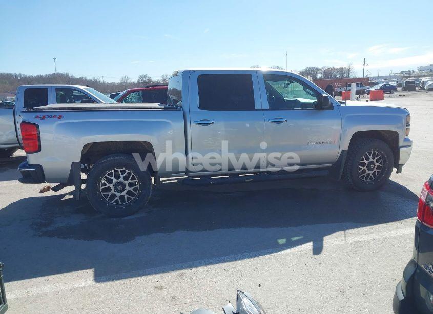 Photo 13 of 2014 Chevrolet Silverado 1500 1LT (VIN 3GCUKREC2EG199638)