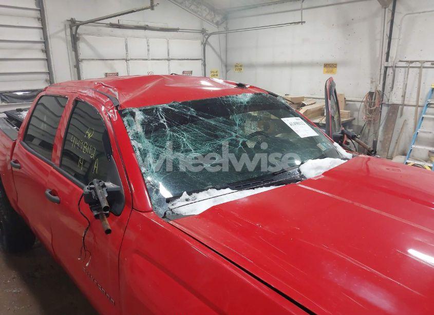 Photo 6 of 2014 Chevrolet Silverado 1500 2LT (VIN 3GCUKREC2EG305134)