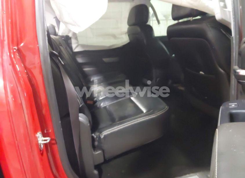 Photo 8 of 2014 Chevrolet Silverado 1500 2LT (VIN 3GCUKREC2EG305134)