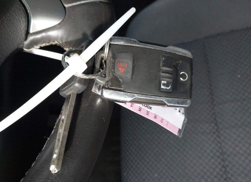 Photo 11 of 2014 Chevrolet Silverado 1500 2LT (VIN 3GCUKREC2EG337002)