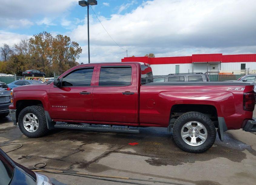 Photo 14 of 2014 Chevrolet Silverado 1500 2LT (VIN 3GCUKREC2EG337002)