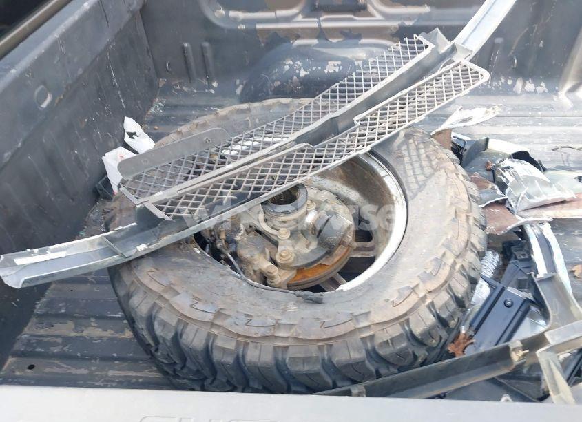 Photo 11 of 2014 Chevrolet Silverado 1500 LT (VIN 3GCUKREC2EG363258)