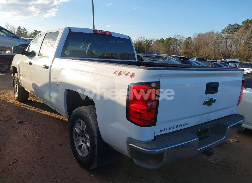 Photo 3 of 2014 Chevrolet Silverado 1500 (VIN 3GCUKREC2EG378858)