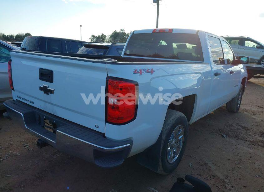 Photo 4 of 2014 Chevrolet Silverado 1500 (VIN 3GCUKREC2EG378858)