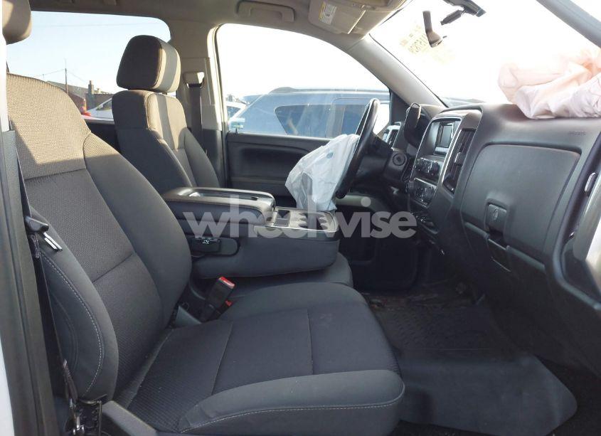 Photo 5 of 2014 Chevrolet Silverado 1500 (VIN 3GCUKREC2EG378858)