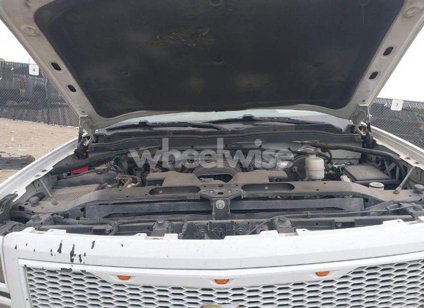 Photo 10 of 2014 Chevrolet Silverado 1500 2LT (VIN 3GCUKREC2EG381145)