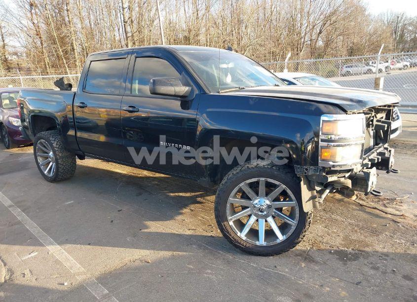 2014 Chevrolet Silverado 1500 1LT (VIN 3GCUKREC2EG473615) main photo