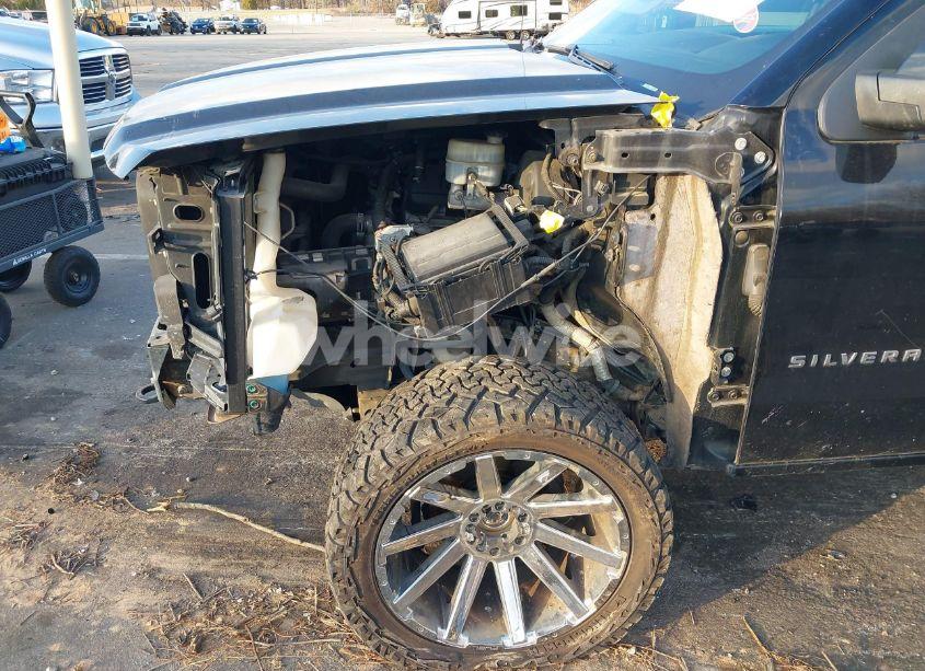 Photo 19 of 2014 Chevrolet Silverado 1500 1LT (VIN 3GCUKREC2EG473615)