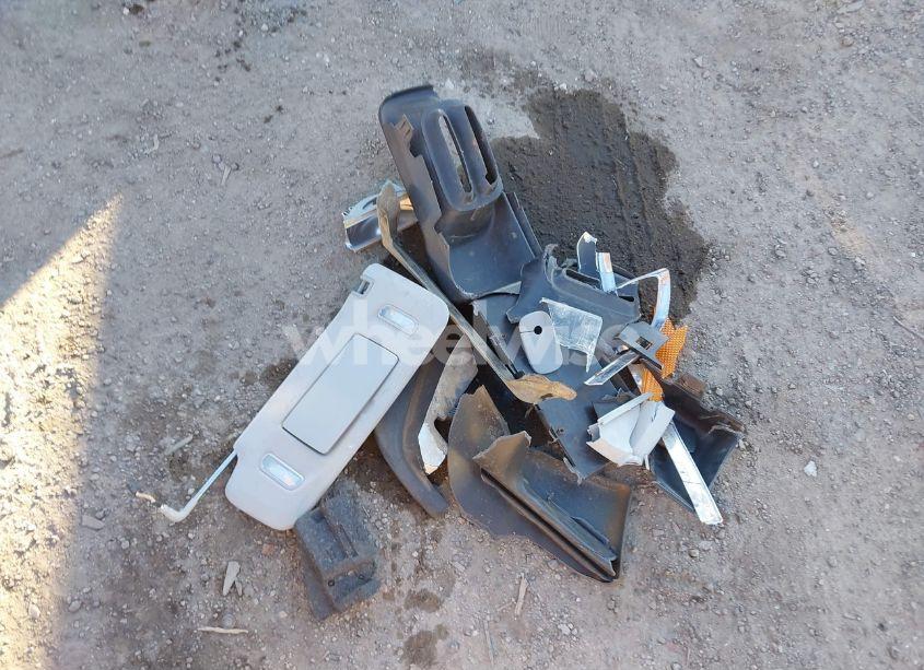 Photo 12 of 2015 Chevrolet Silverado 1500 1LT (VIN 3GCUKREC2FG190360)