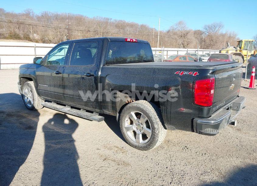 Photo 3 of 2015 Chevrolet Silverado 1500 1LT (VIN 3GCUKREC2FG190360)