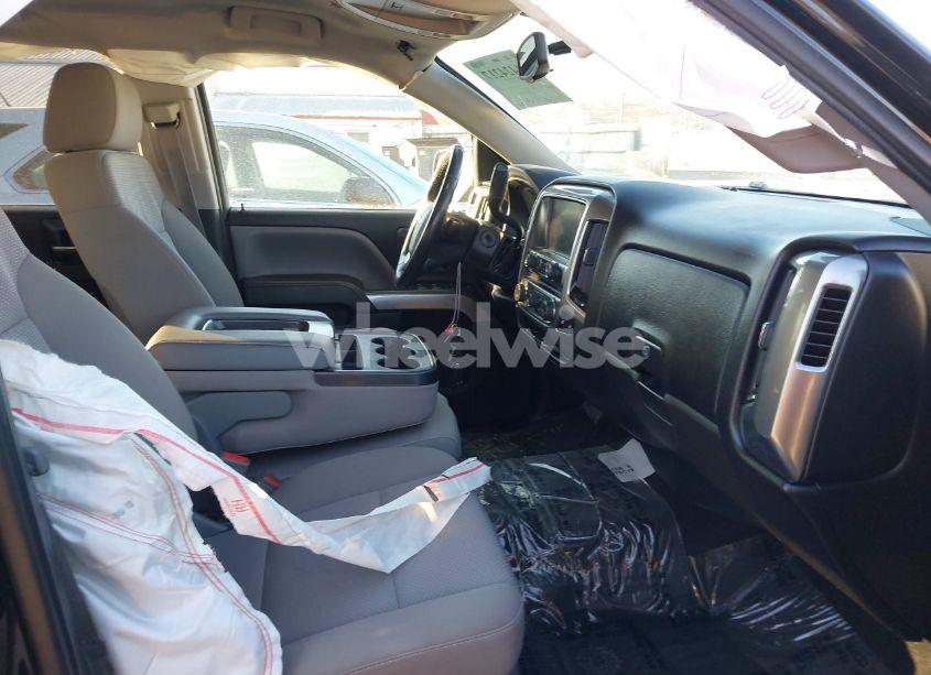 Photo 5 of 2015 Chevrolet Silverado 1500 1LT (VIN 3GCUKREC2FG190360)