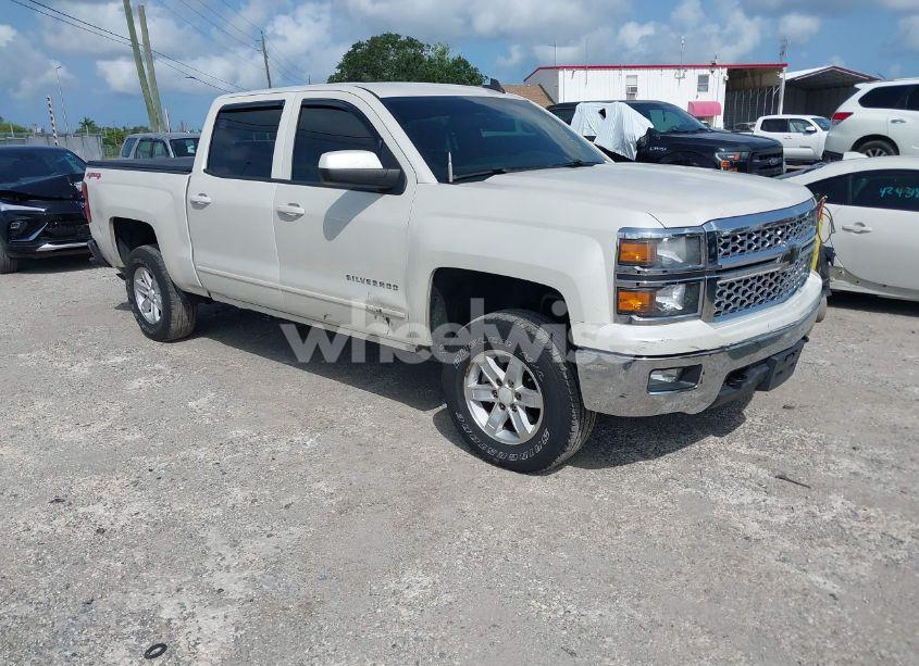 2015 Chevrolet Silverado 1500 1LT (VIN 3GCUKREC2FG195221) main photo
