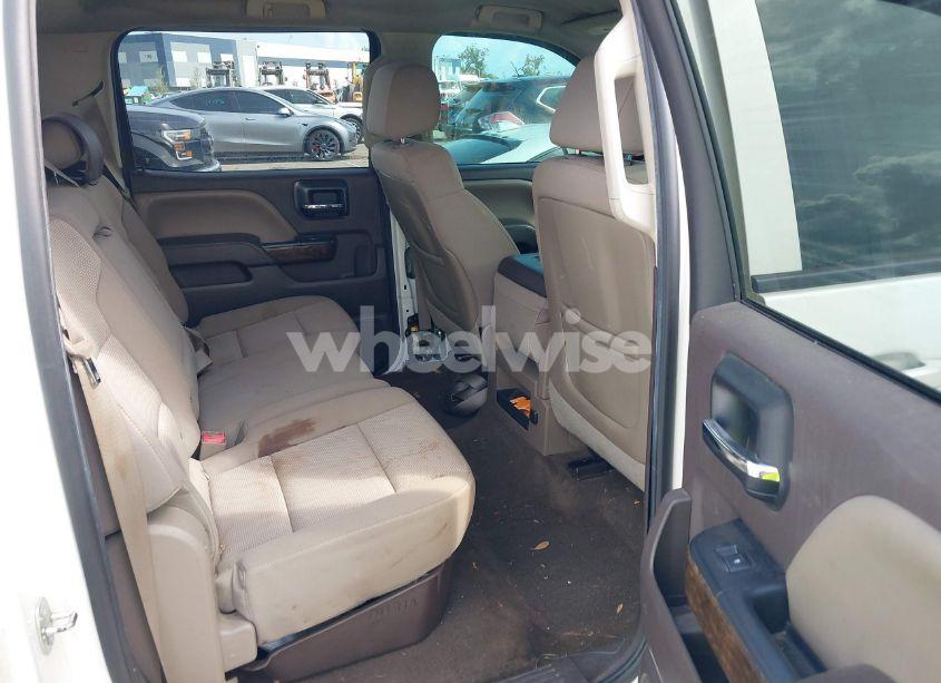 Photo 8 of 2015 Chevrolet Silverado 1500 1LT (VIN 3GCUKREC2FG195221)