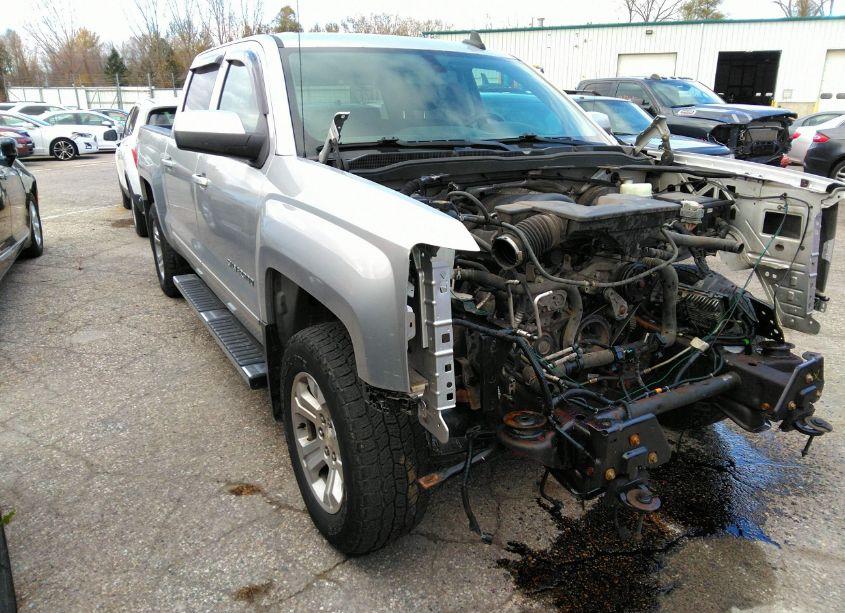 2015 Chevrolet Silverado 1500 2LT (VIN 3GCUKREC2FG324025) main photo