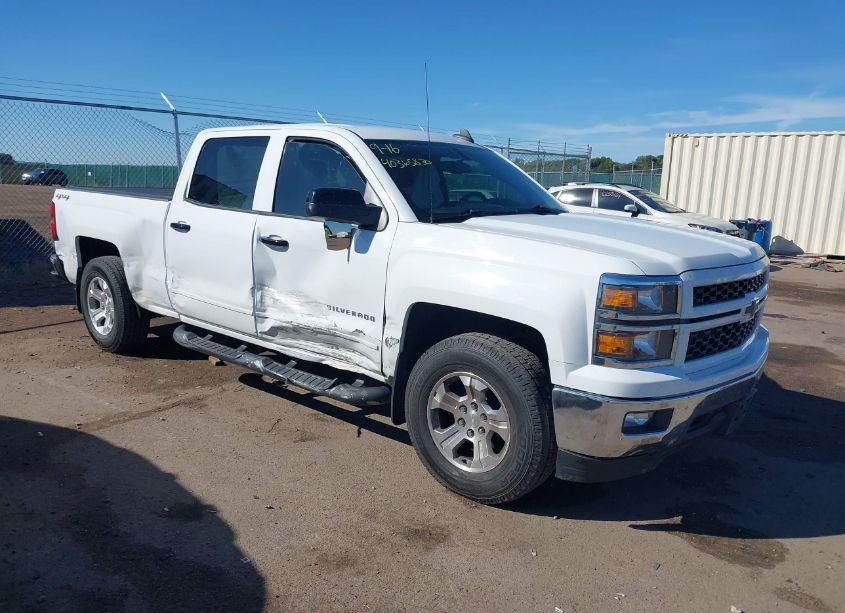 2015 Chevrolet Silverado 1500 1LT (VIN 3GCUKREC2FG353525) main photo