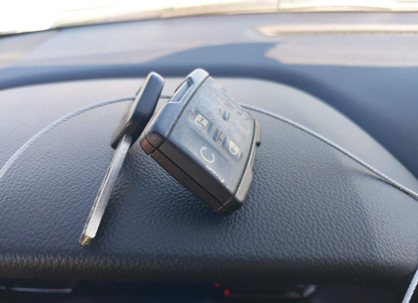 Photo 11 of 2015 Chevrolet Silverado 1500 1LT (VIN 3GCUKREC2FG353525)