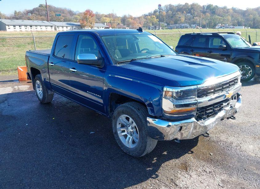 2016 Chevrolet Silverado 1500 1LT (VIN 3GCUKREC2GG163810) main photo